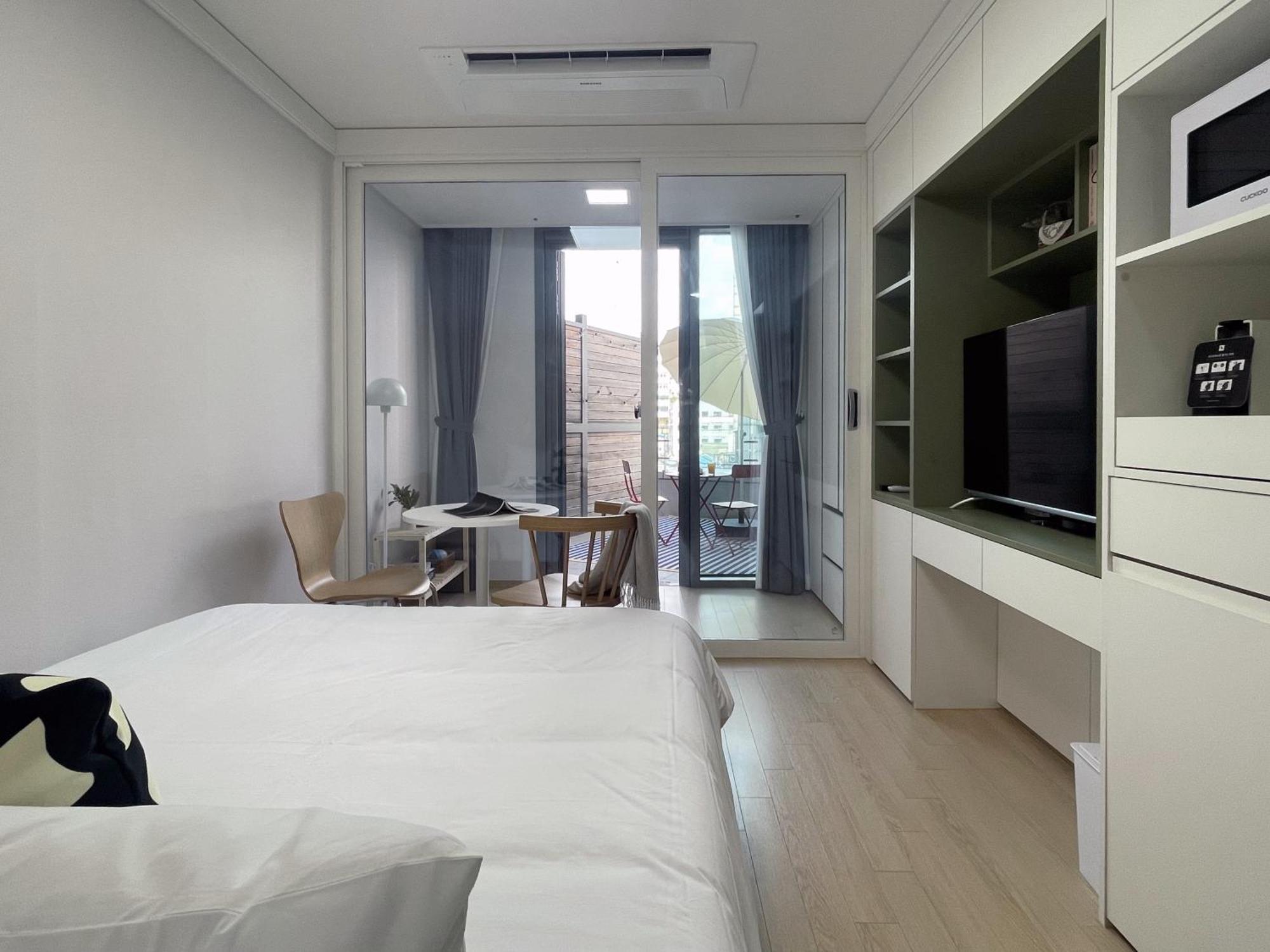 Apartment Urbanstay Myeongdong
